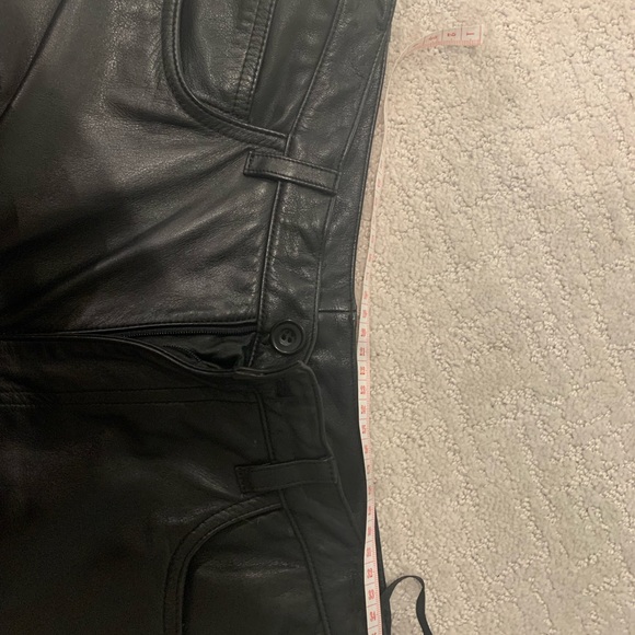 Jones New York leather jeans. Vintage, circa 2000. - Picture 4 of 5